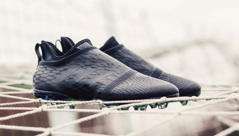 filter toevoegen aan agentschap Adidas lance la "Glitch", une chaussure sans lacets pour le football | Mode  in Textile